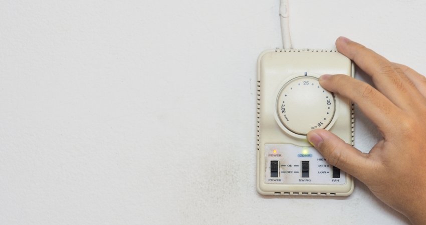 Posso controlar o VRF por aplicativo ou assistente de voz (Alexa, Google)?